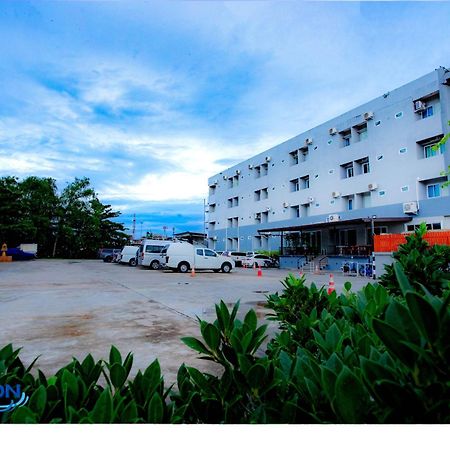 Horizon Hotel Surat Thani Dış mekan fotoğraf