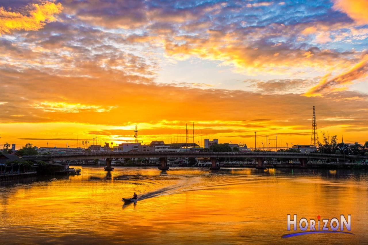 Horizon Hotel Surat Thani Dış mekan fotoğraf