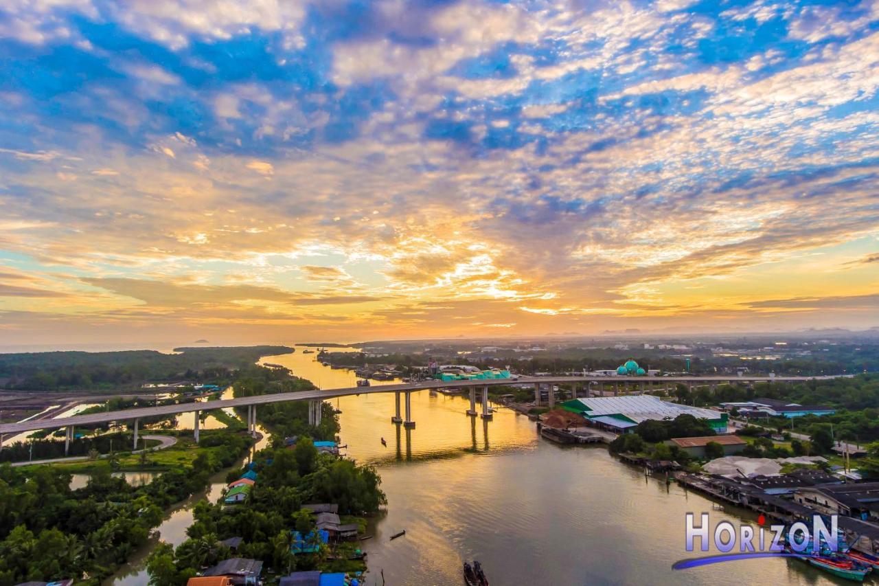 Horizon Hotel Surat Thani Dış mekan fotoğraf